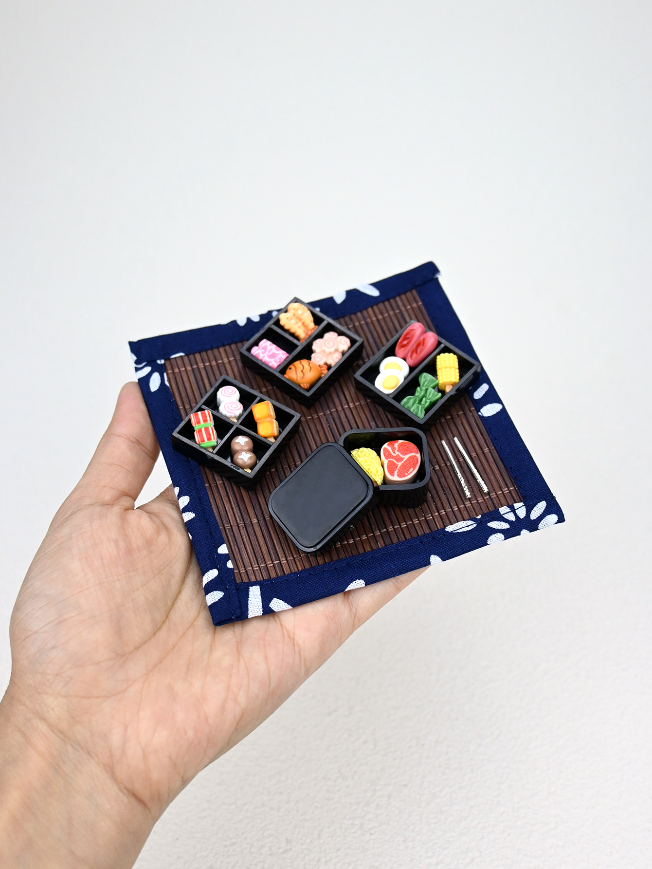 Japanese Lifestyle And Food - Miniatuur Japanse Bento-scène decoratie, poppenhuisaccessoires, poppenhuisspeelgoed,