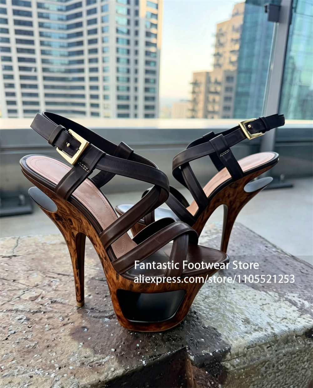 Houten platform sandalen met h - Geta Wooden Sandal recensie en prijs
